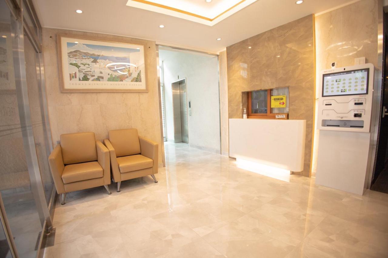 Trevi Hotel Jeju Exterior foto